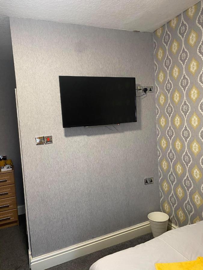 Hotel Jeanne Blackpool Ngoại thất bức ảnh