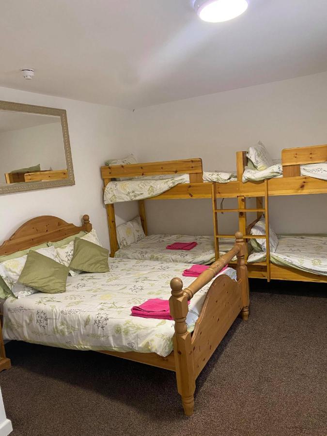 Hotel Jeanne Blackpool Ngoại thất bức ảnh